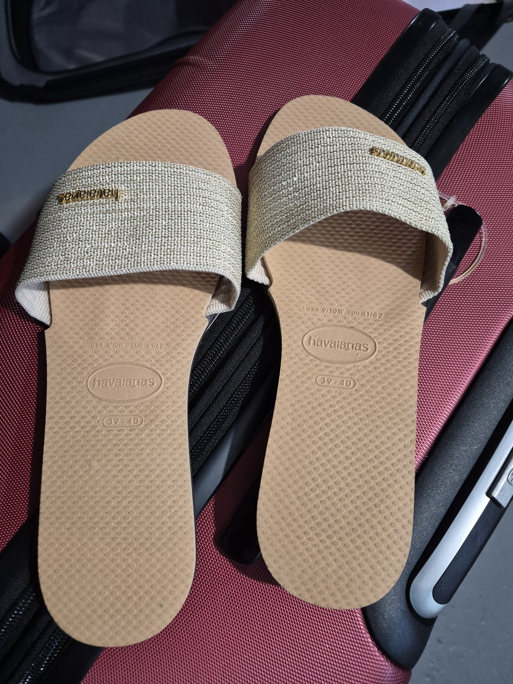 Havaianas Women's Beige Slide Sandals